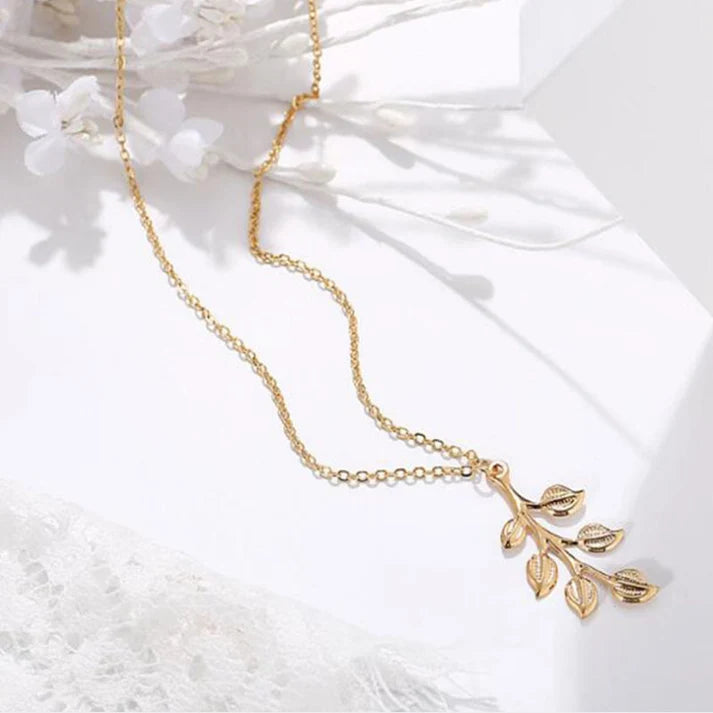Gilded Laurel Leaf Pendant